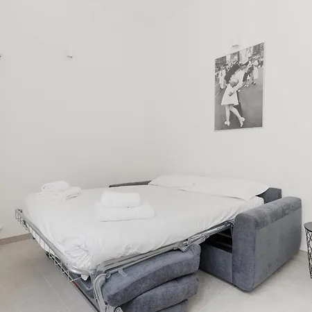 Guesthost - Comfy Near Gambara Mm1 Апартаменты