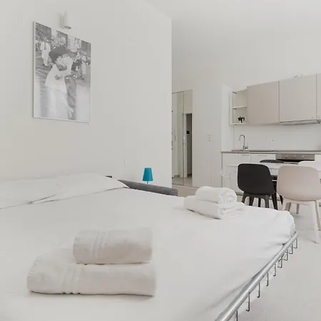 Apartman Guesthost - Comfy Near Gambara Mm1 *