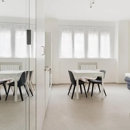 Guesthost - Comfy Near Gambara Mm1 Apartman